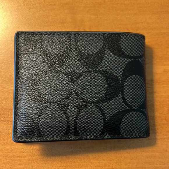 Coach billfold wallet (slim) - Picture 5 of 6